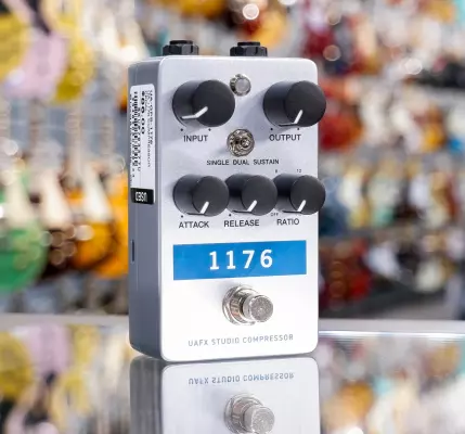 Universal Audio - UAFX 1176 Studio Compressor Pedal 2